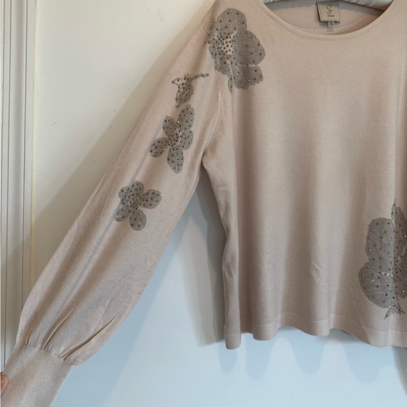 New Sioni Super Soft Neutral Floral Sweater - Picture 2 of 8